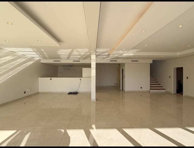6 BEDROOM HOUSE FOR SALE IN IZINGA